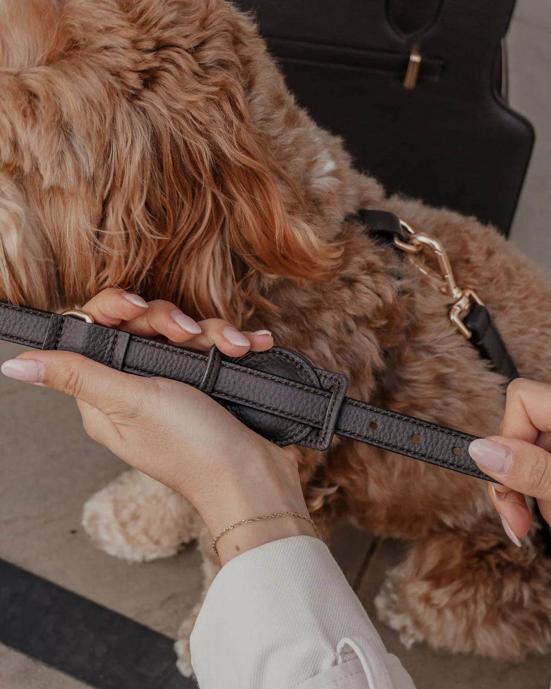 Chocolate┃Studio AirTag Holder - Image 3