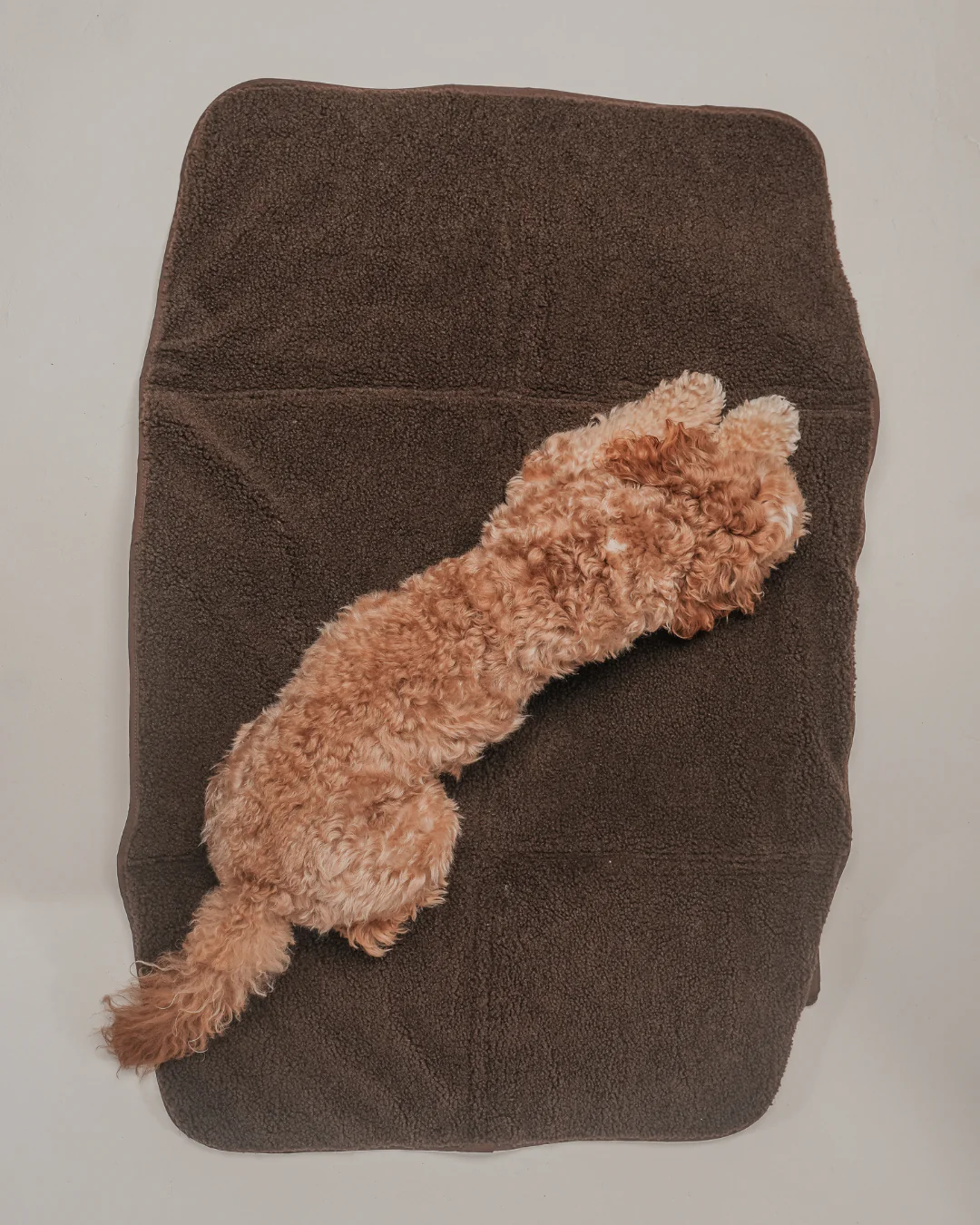 Chocolate | The Quilted Settle Mat Tote - Image 11