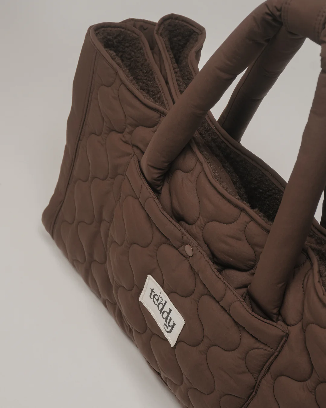 Chocolate | The Quilted Settle Mat Tote - Image 9