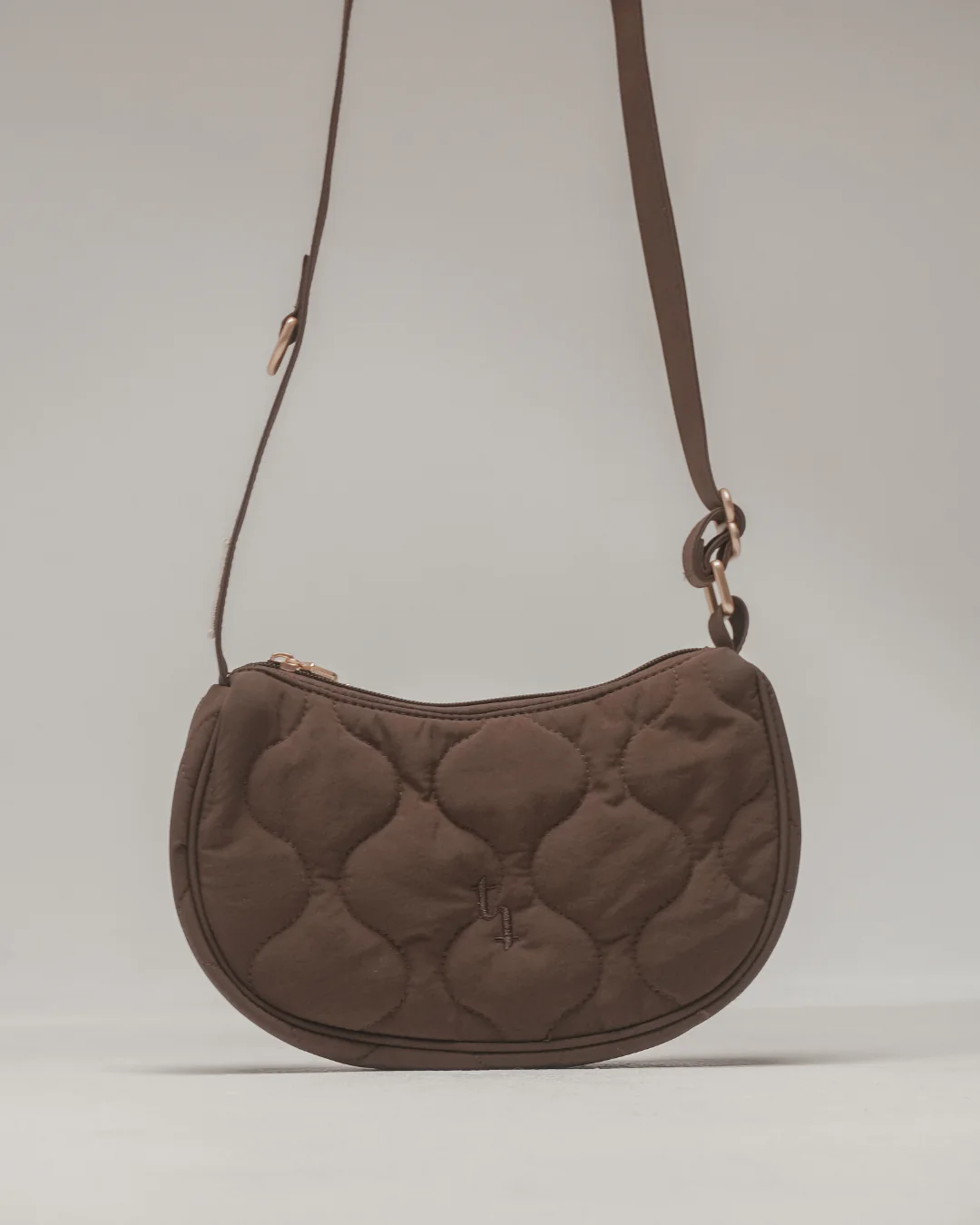 Chocolate | The Quilted Walking Bag - Image 7