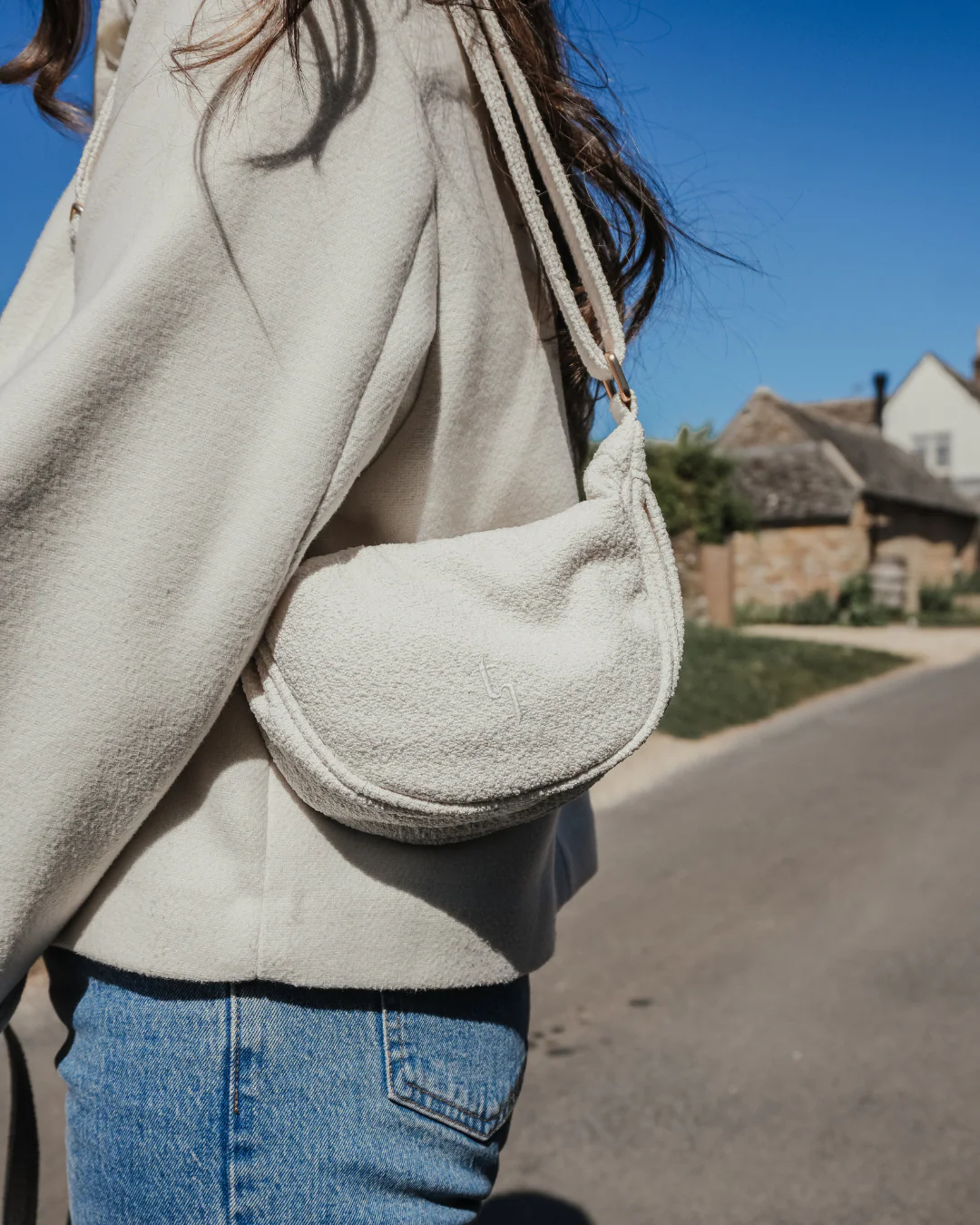 Marshmallow | Bouclé Walking Bag - Image 3
