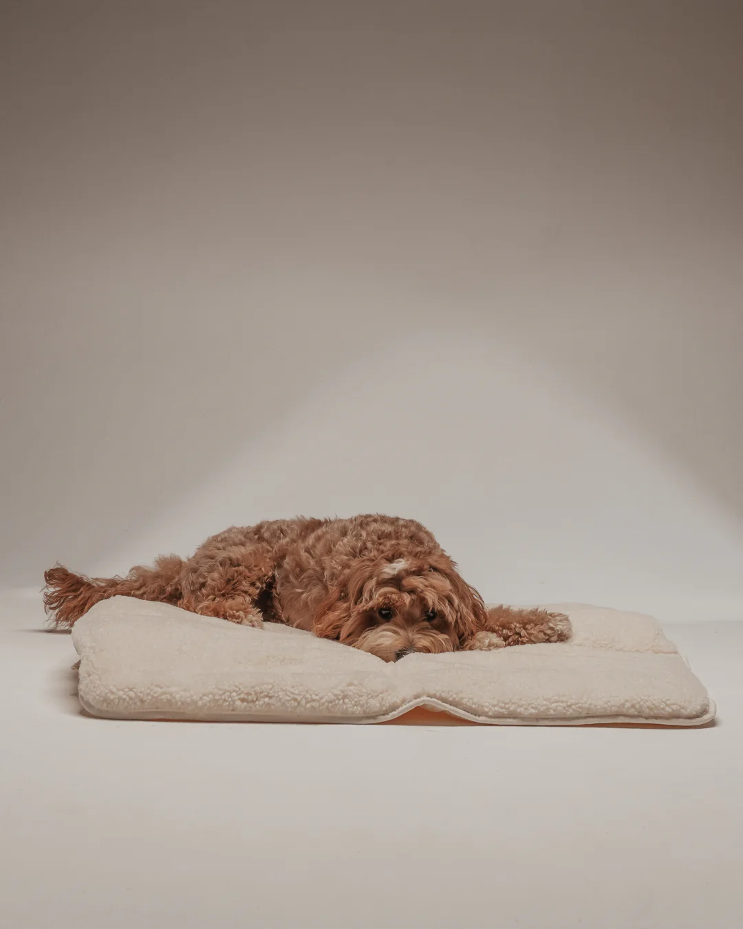 Marshmallow | The Quilted Settle Mat Tote - Image 11